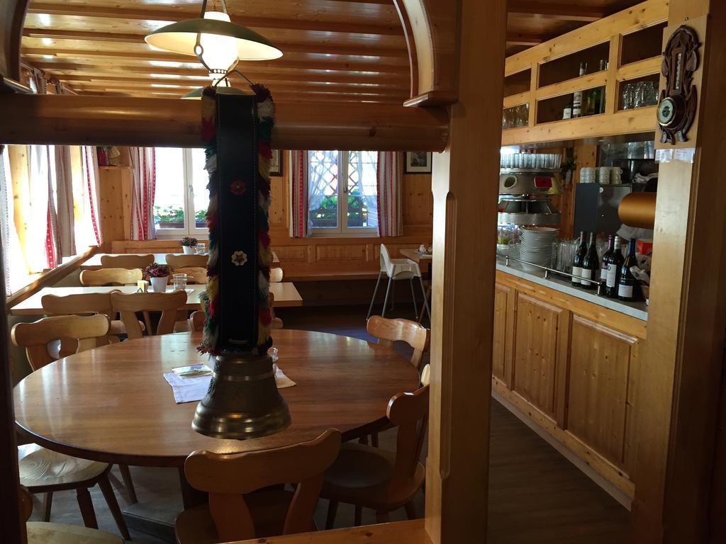 Gaestehaus Schaefli Intschi Bagian luar foto