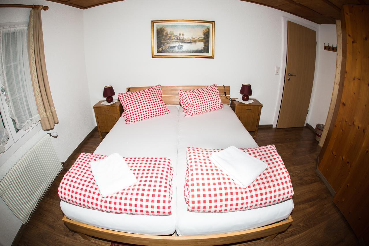 Gaestehaus Schaefli Intschi Bagian luar foto