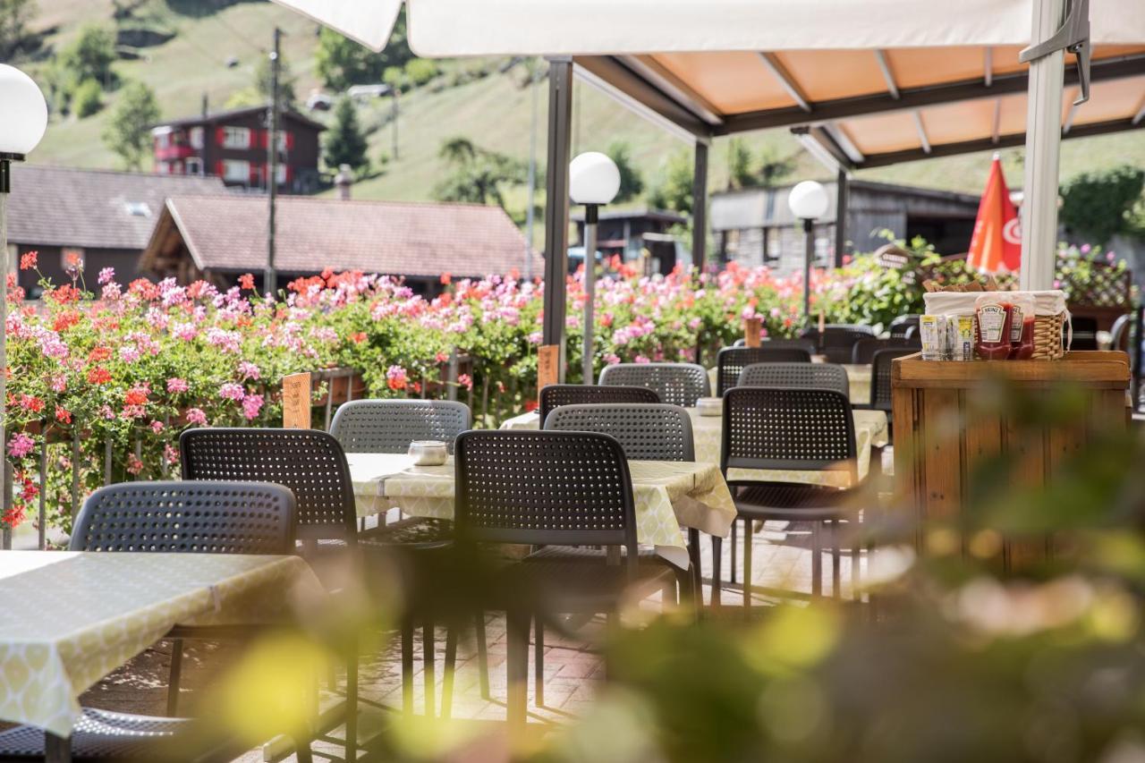 Gaestehaus Schaefli Intschi Bagian luar foto